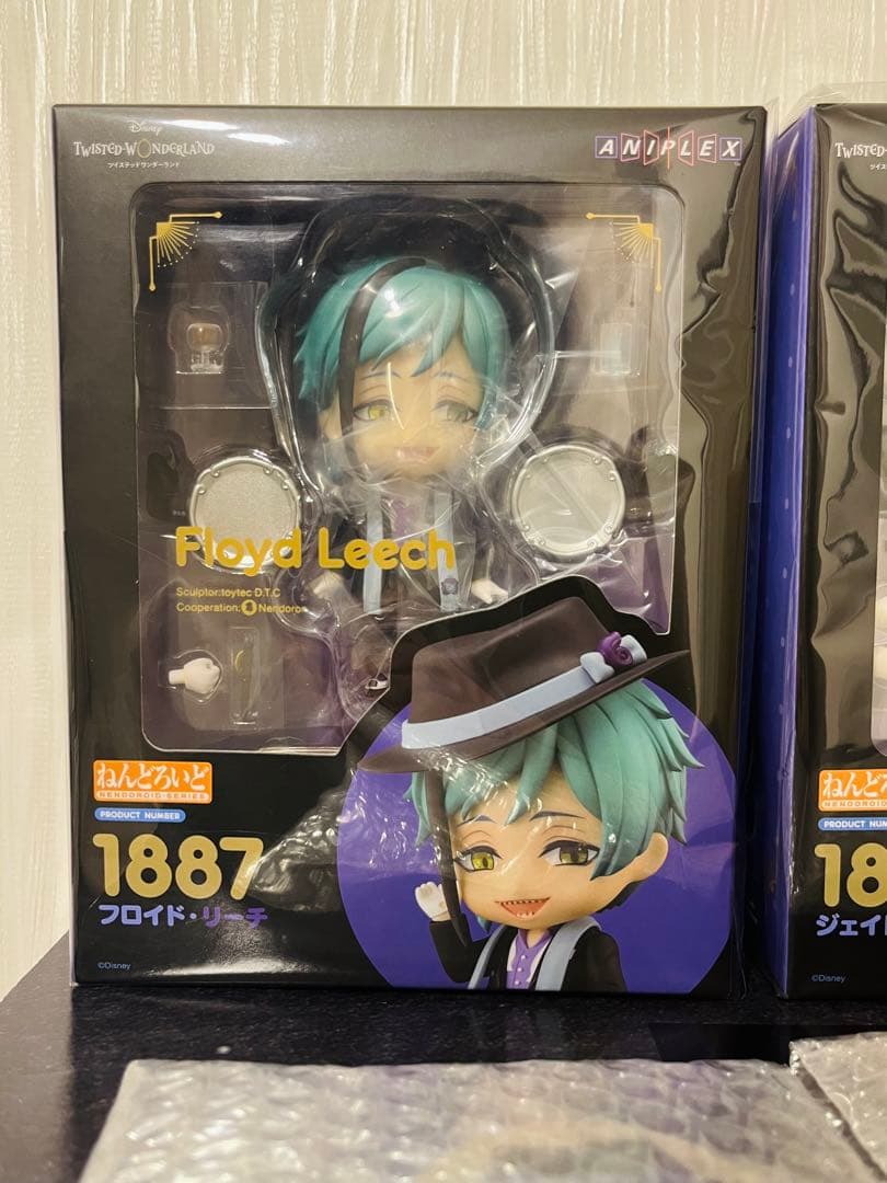 【新品未開封】特典付き　ねんどろいど　ツイステ　フロイド　ジェイド