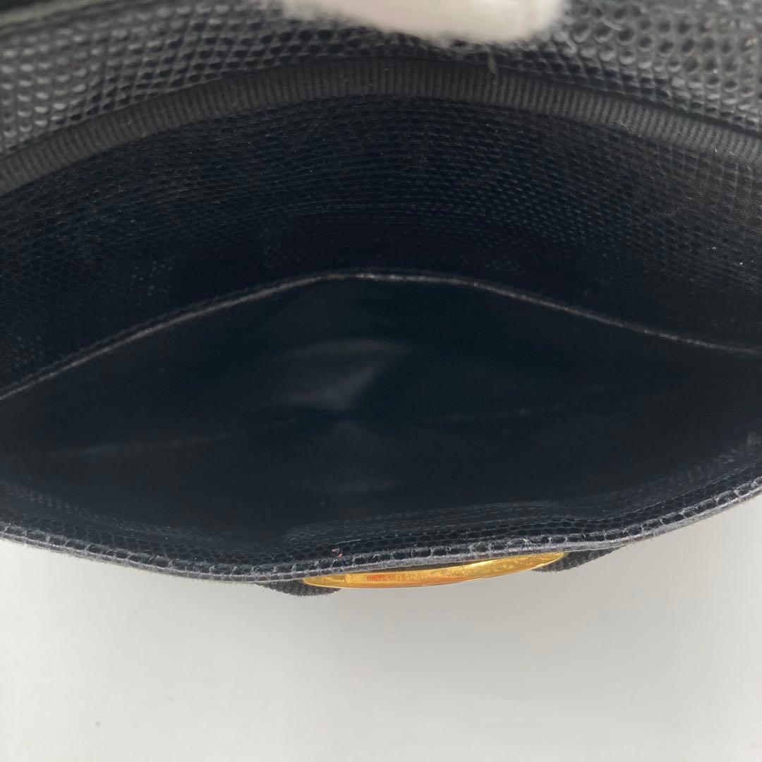 美品✨サルヴァトーレ フェラガモ ヴァラ リザード ショルダーバッグ ブラック