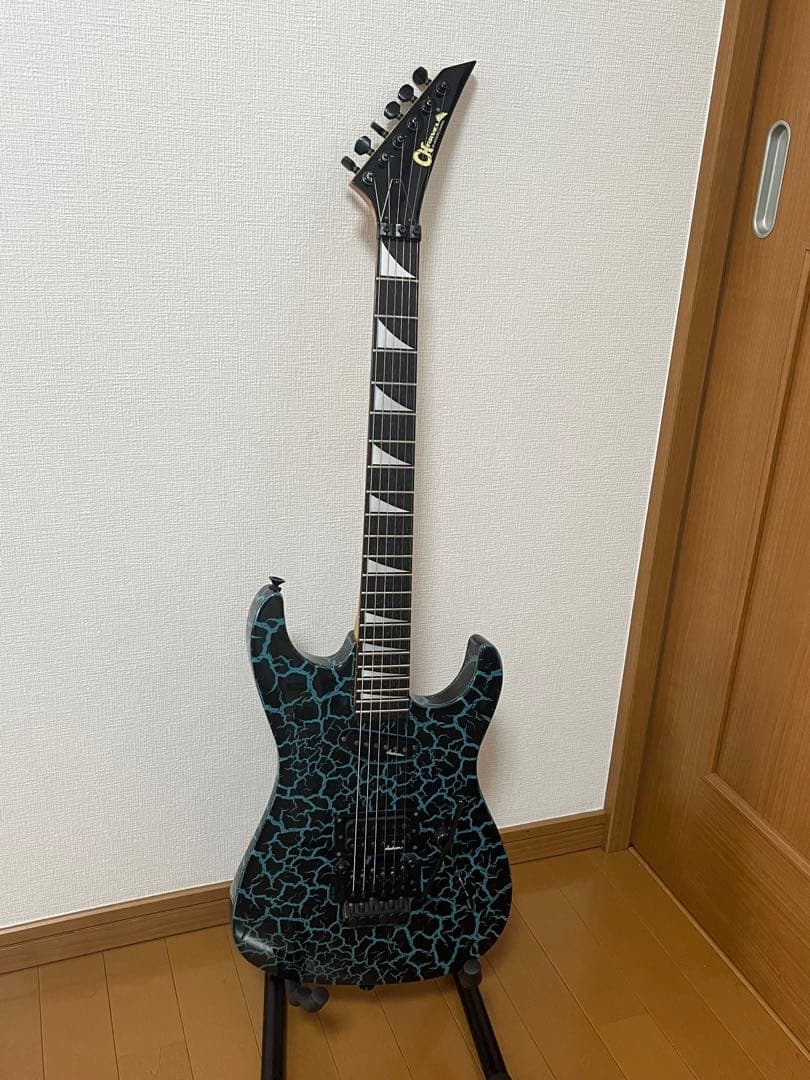 Charvel ディンキー　ブルークラックル　シャークインレイ　フロイドローズ