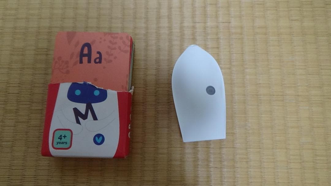 新品Musio(充電器含む) 、中古Sophy、使用教材　英会話ロボットセット