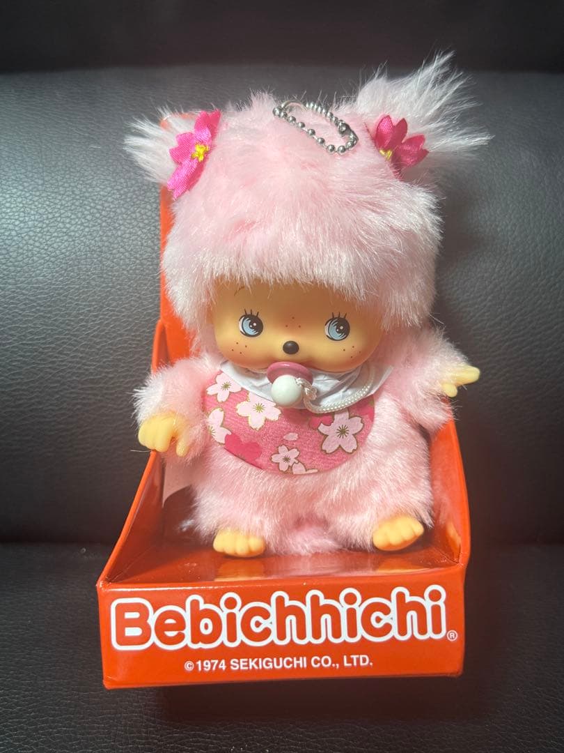 EU限定 ベビチッチ　 ピンク桜、キーチェーン