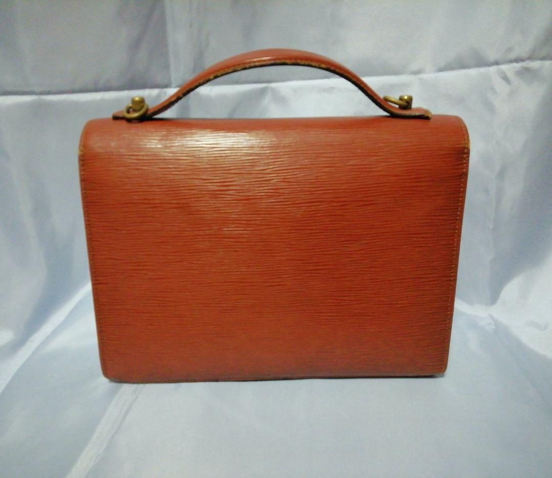 LV ルイヴィトン　エピ/モンソー　鍵付き　セカンドバック