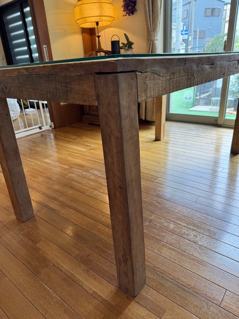 KARE （カレ） ダイニングテーブル 4人 〜6人掛け