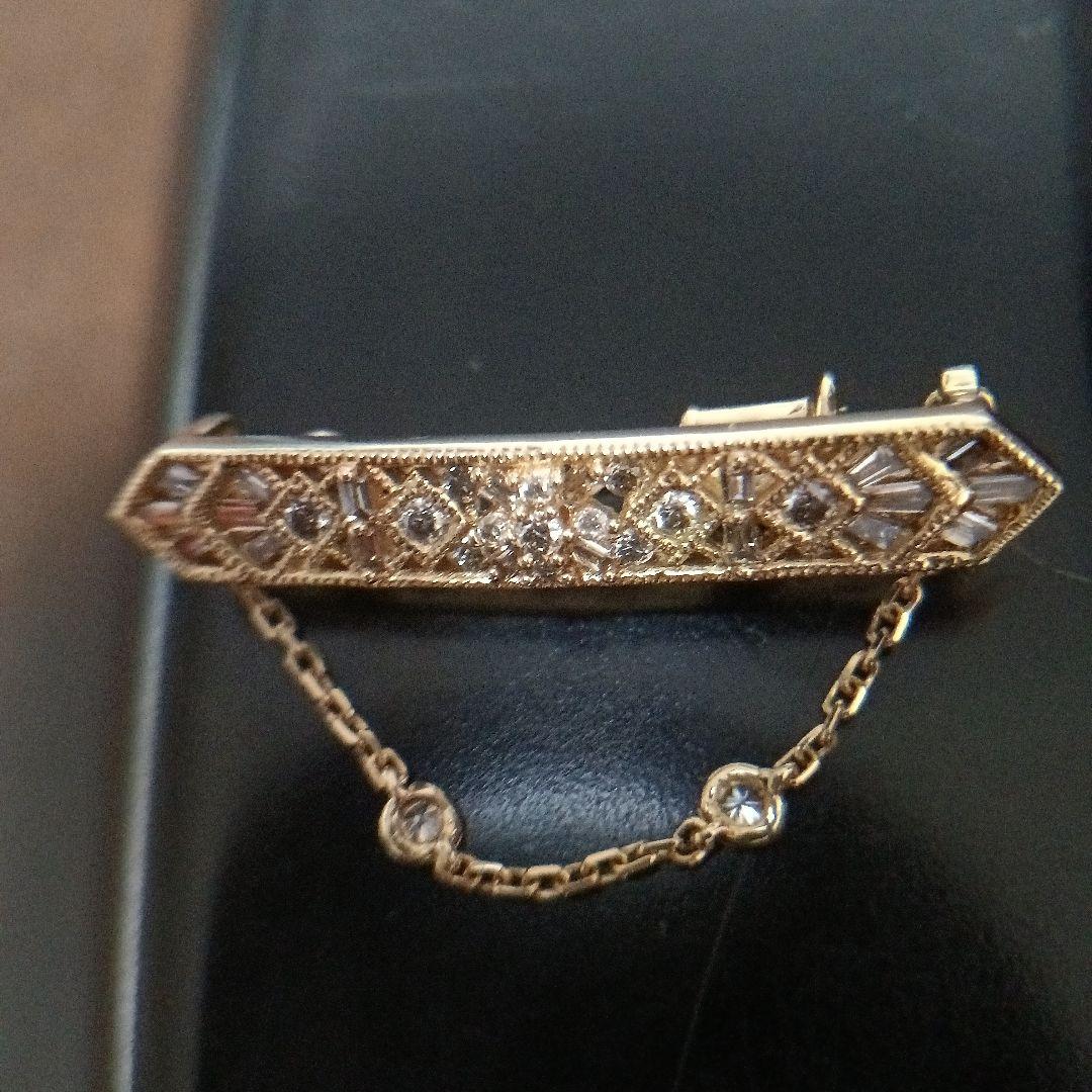 K18 18金　ブローチ ダイヤモンド0.31付き　3.4㌘