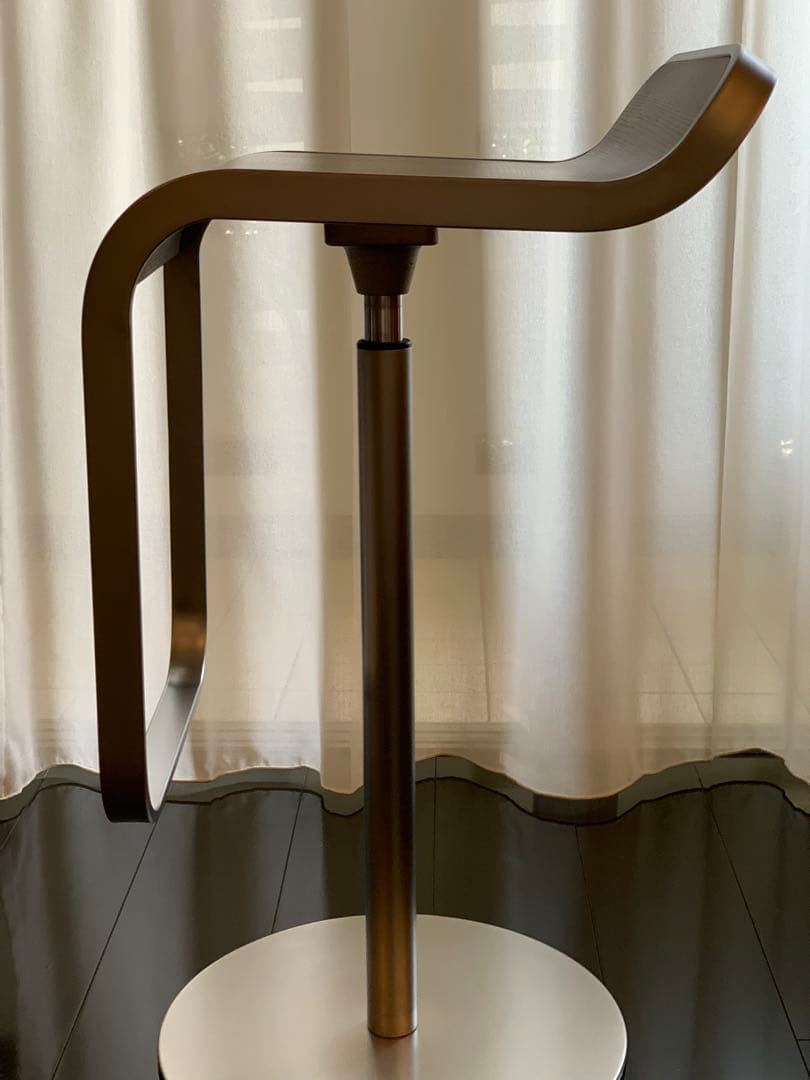 はるかしゃちょ〜　LEMスツール