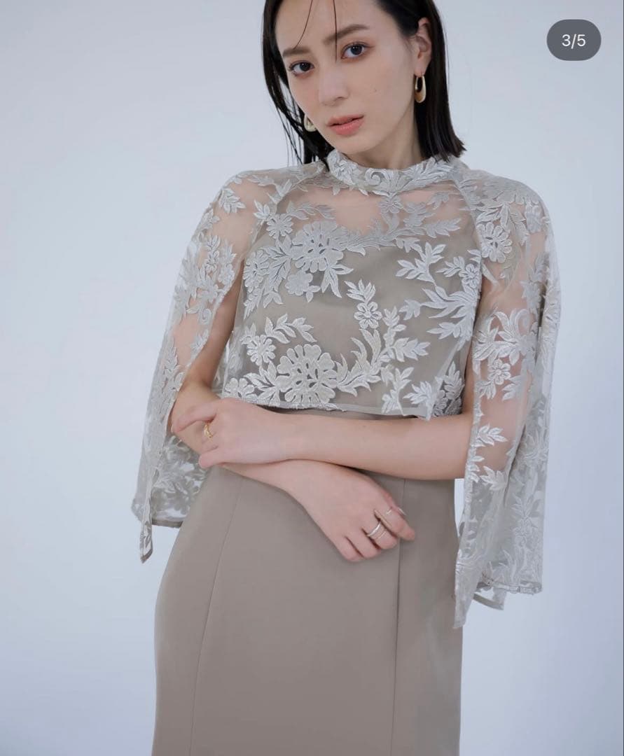 【極美品】anuans エンブロイダリーレースケープセットドレス （ベージュ）