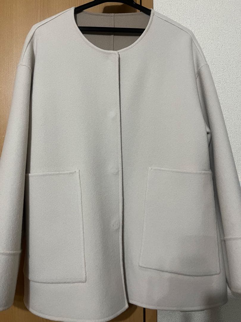 anuans バイカラーショートリバーコート （ECRU）