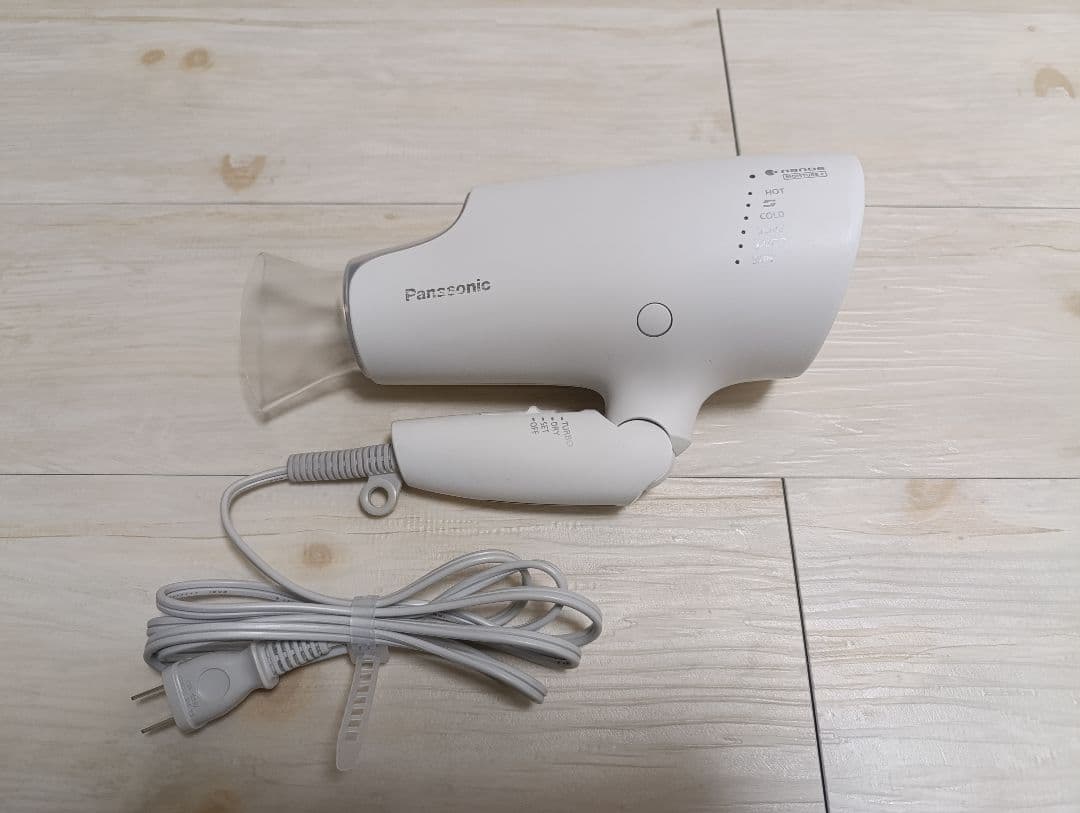 パナソニック ナノケア Panasonic EH-NA0G 21年製 WH 05