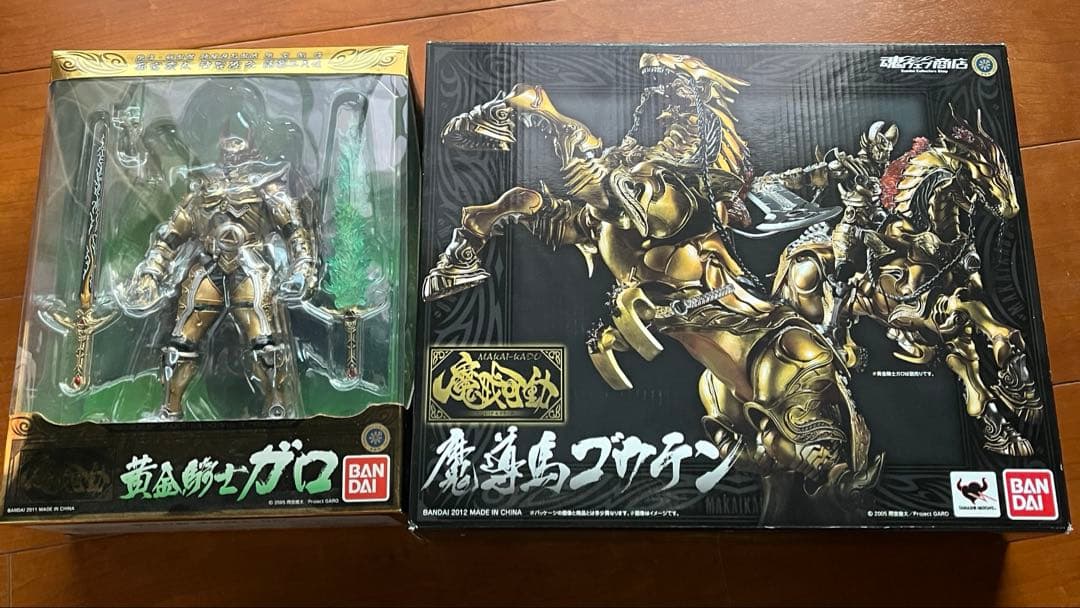 魔戒可動黄金騎士ガロ&魔導馬ゴウテンセット
