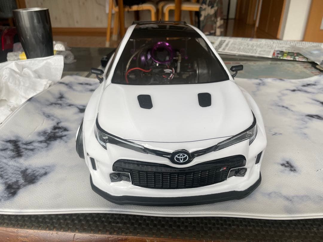 トヨタ GR ヤリス ラジコンモデル ホワイト　レーブd