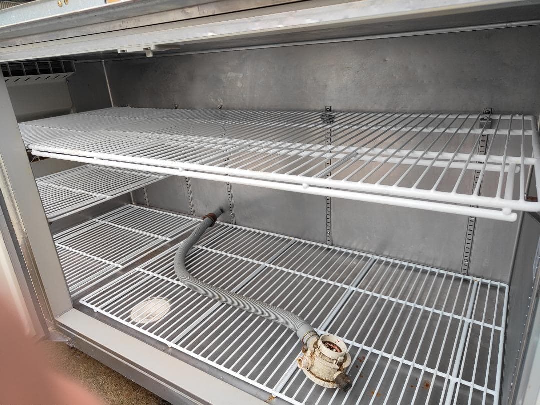 サンヨー 台下冷蔵庫 厨房用品 飲食店 ヨコ型 4台セット