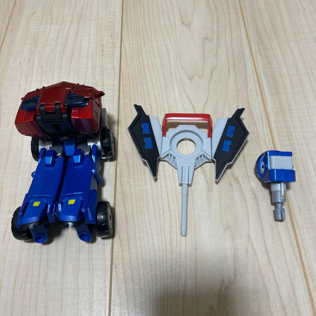 トランスフォーマー アニメイテッド オプティマスプライム フィギュア