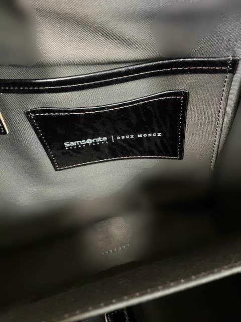 【★新品未使用★】Samsonite【自立型】ビジネスバック