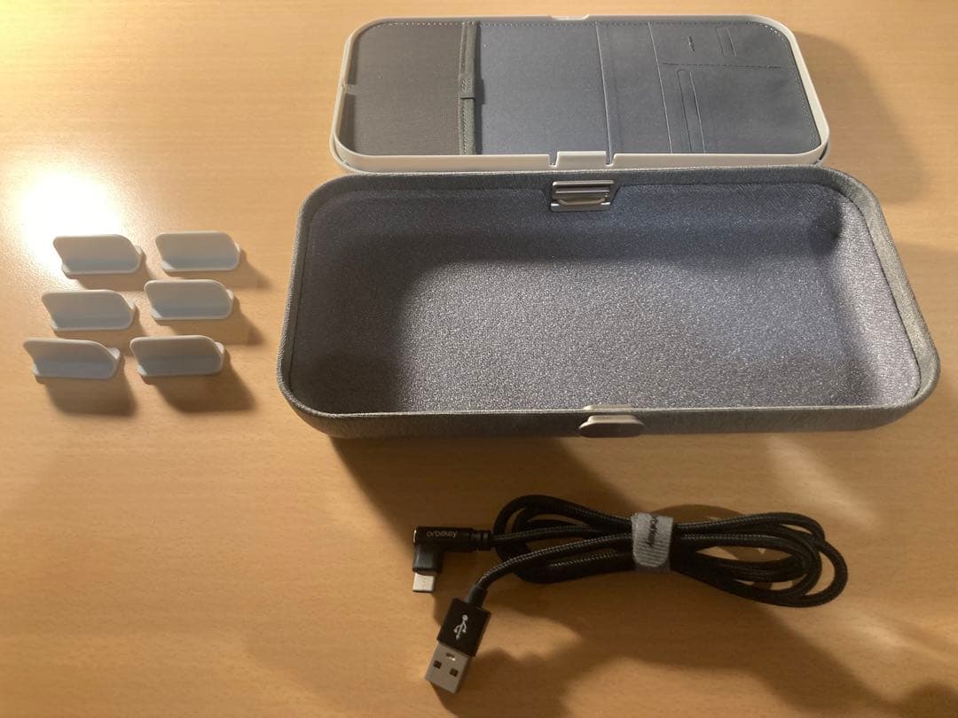 オービットキー　ガジェットケース