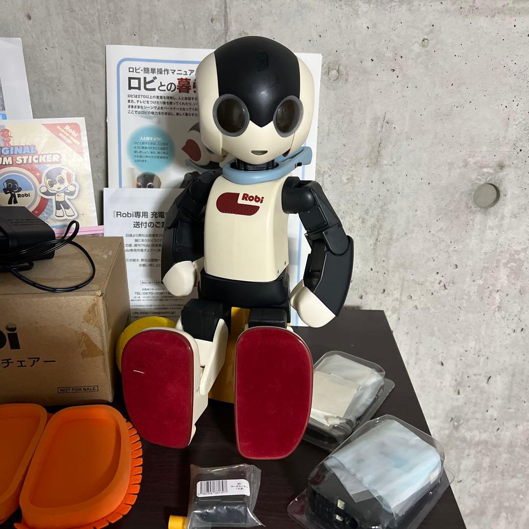 Robi ロビ　完成品　　2014年　動作確認済み