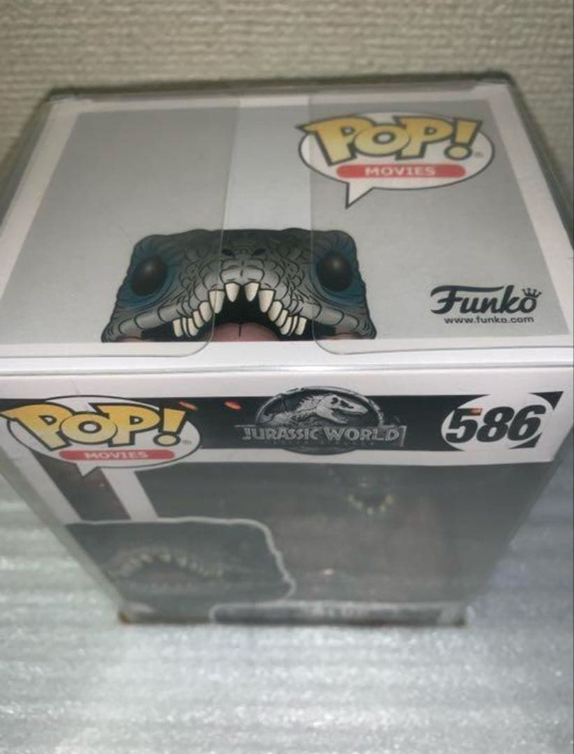 新品 586 FunkoPOP ブルー ジュラシックワールド 専用クリアケース付