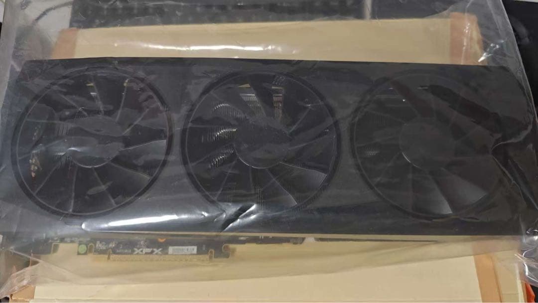 グラフィックボード・グラボ・ビデオカード AMD Radeon RX9070