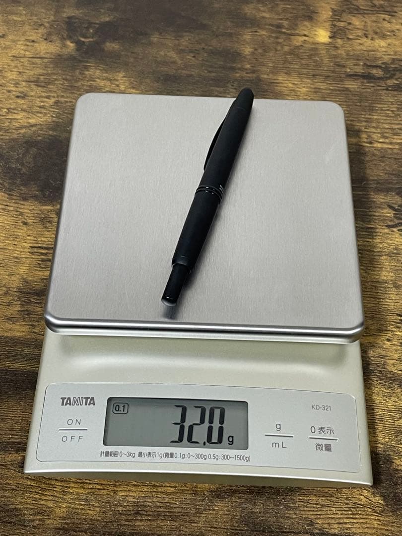 筆記確認＆洗浄済　キャップレス　マットブラック　18金　極細　パイロット　万年筆