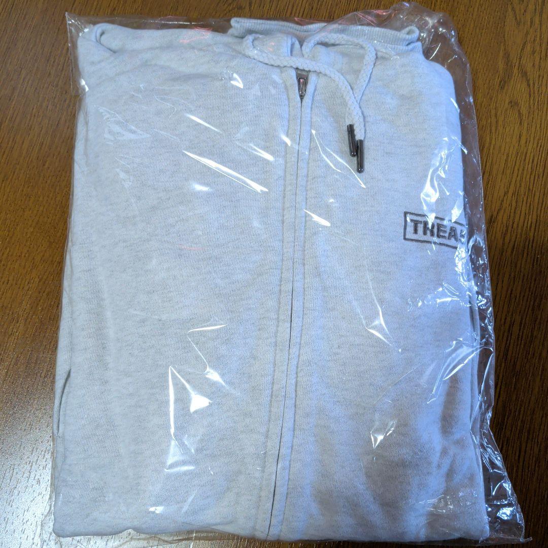 TREASURE ANNIVERSARY フーディー GRAY