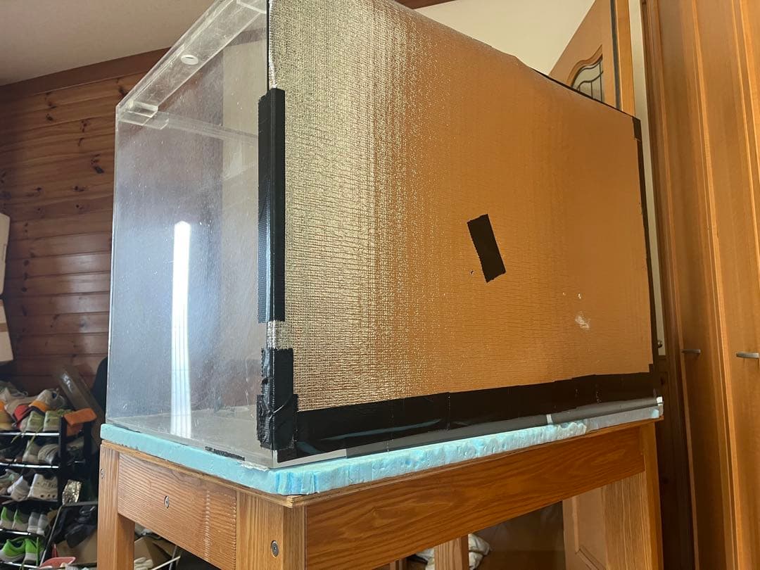 引き取り限定　アクリル水槽 90✖️60✖️60と、水槽台付き