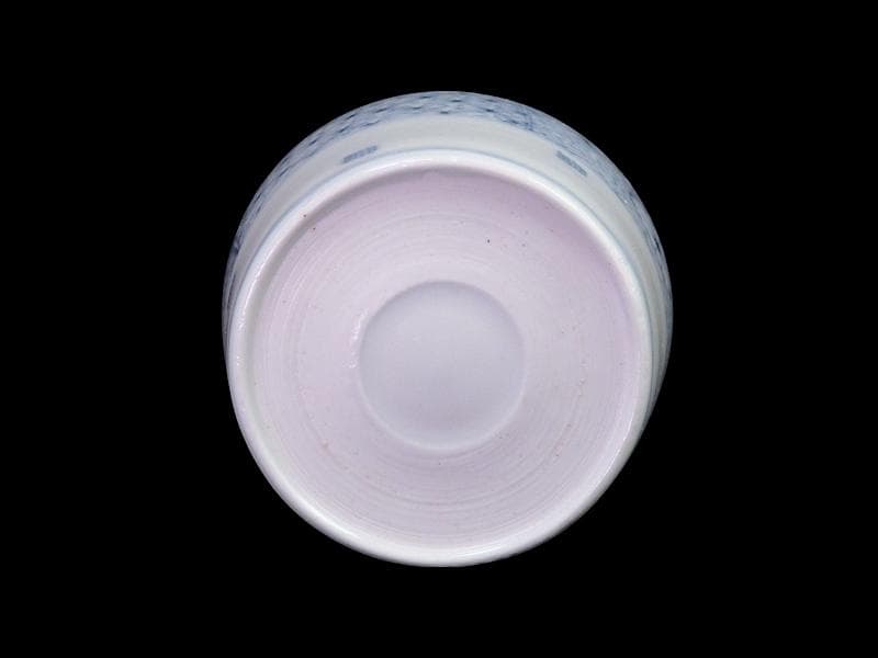 古伊万里　染付　四方襷紋に菊花の図　蕎麦猪口　A666AS-fbto