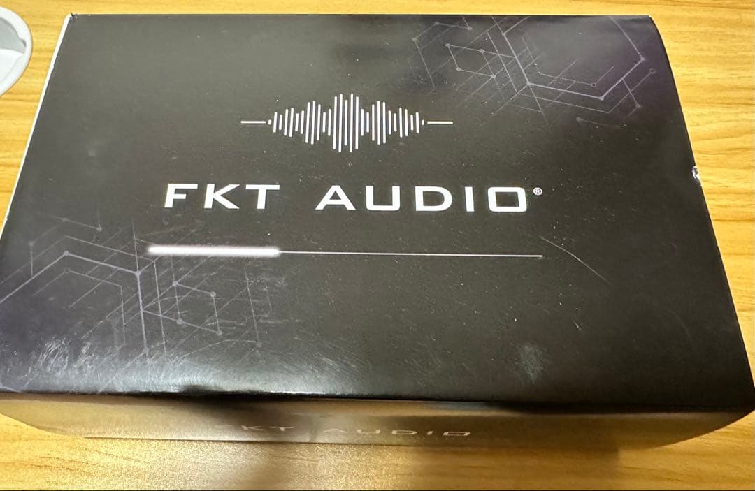ベース FKT AUDIO The Fretless-DI