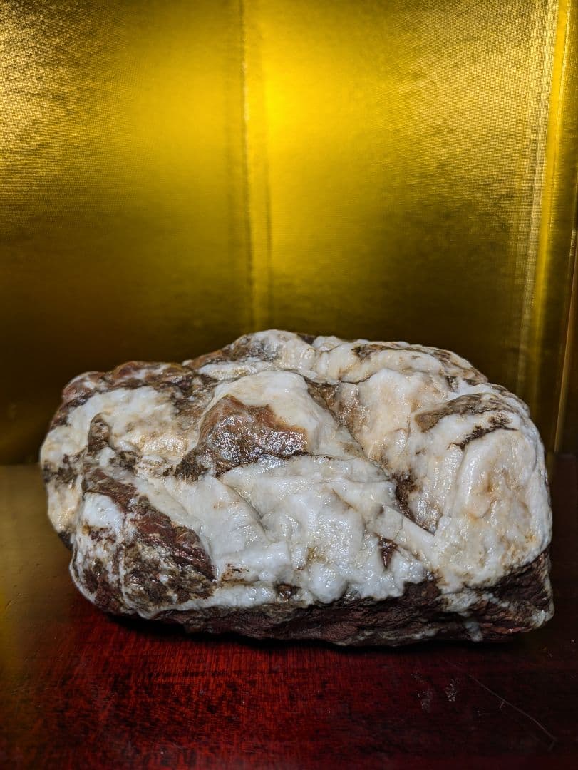 赤石 石英含有量多 1.36kg 原石 自立 未加工 鑑賞用 希少 レア品