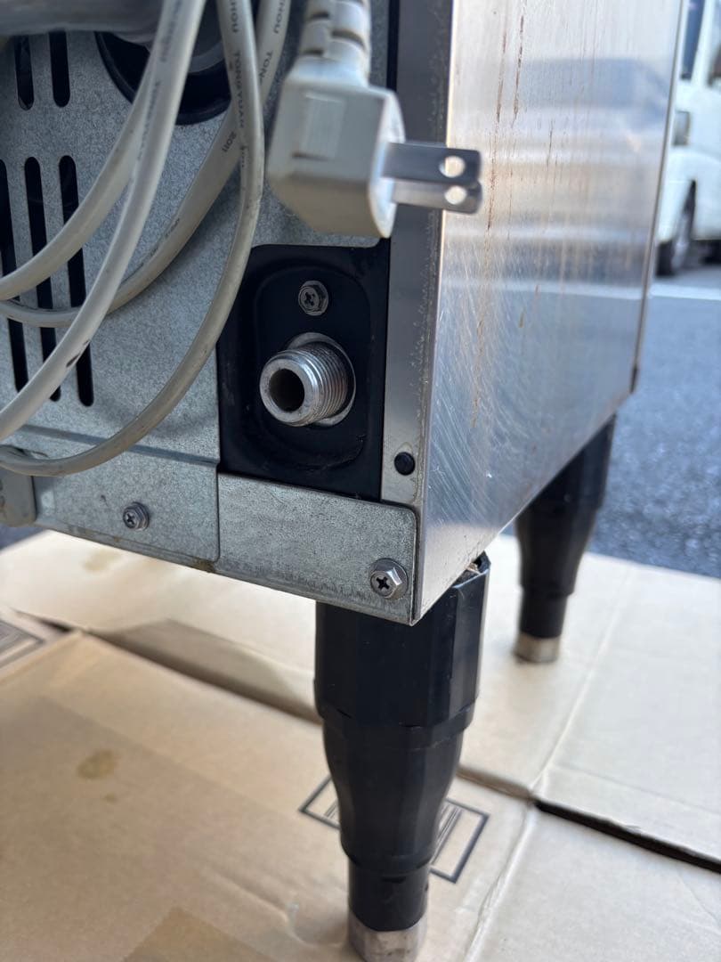 s*a様 製氷機　ホシザキ IM-25M形　送料無料　足つき