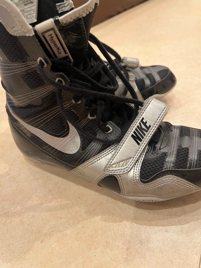 NIKE ボクシングシューズ ハイカット ブラック/シルバー
