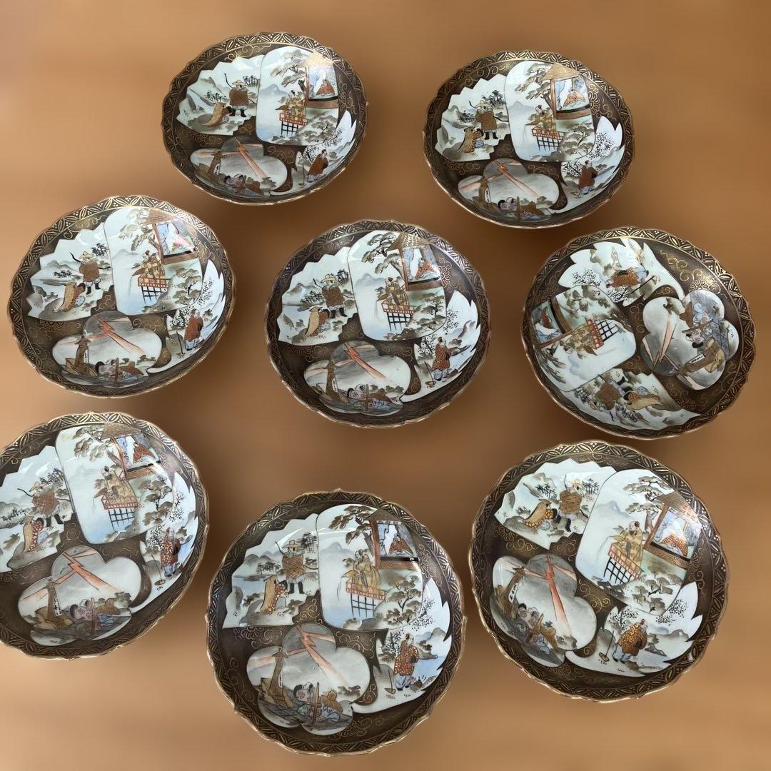 九谷焼　金彩赤絵人物文皿　8枚