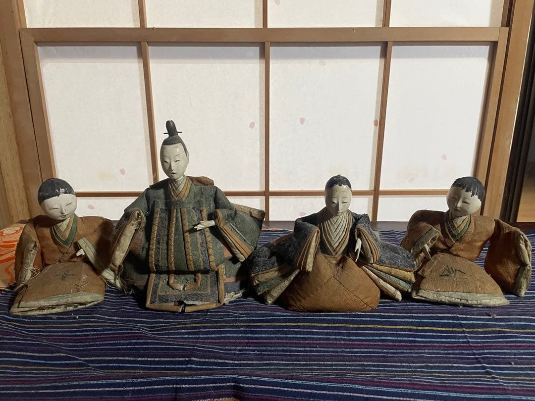 かなり古い伝統的な雛人形 4体セット　江戸時代享保雛　蔵出し