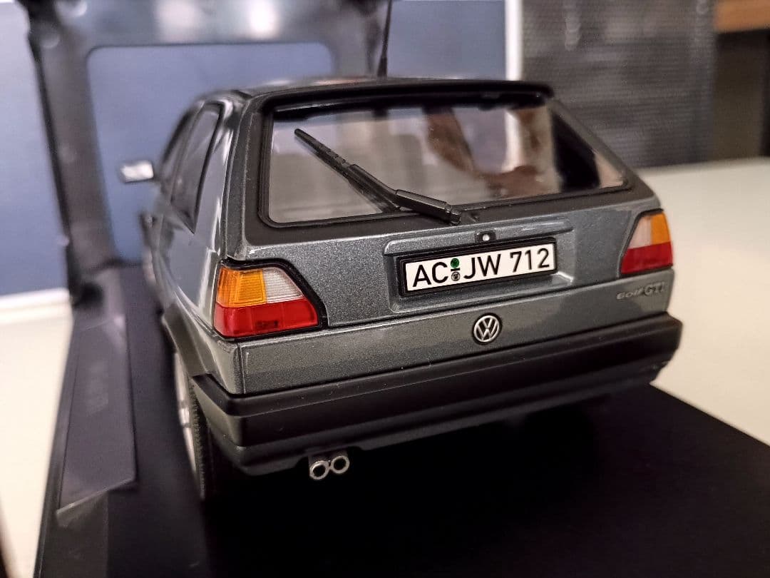 ノレブ VW GOLF フォルクス ワーゲン ゴルフ 2 GTI 1/18