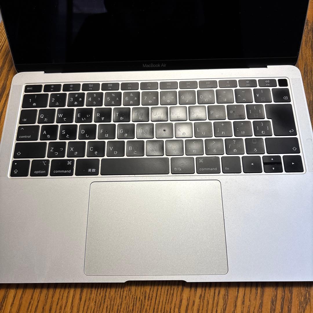 Apple MacBook Air 13インチ (2018) 本体と箱