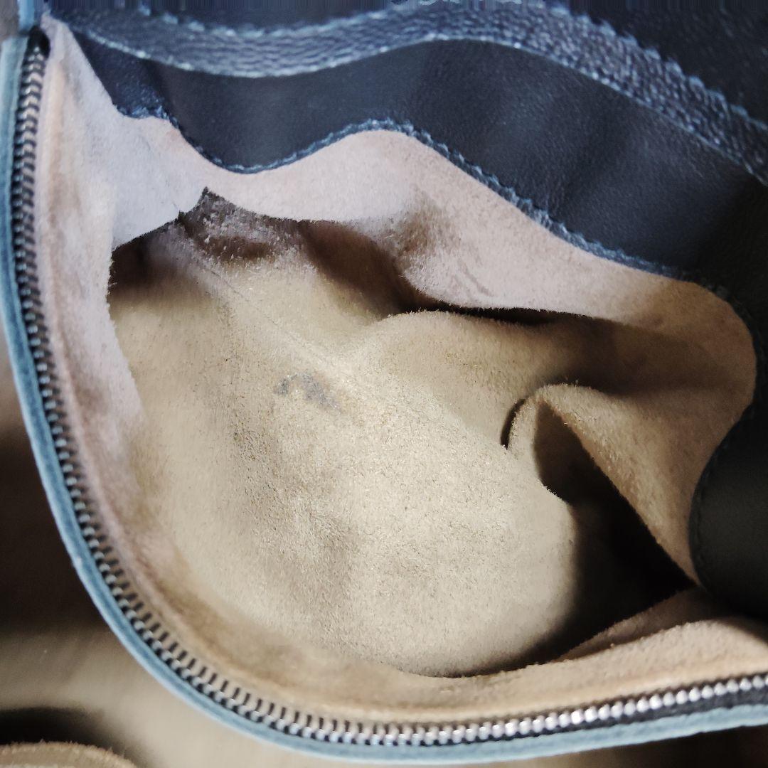 ボッテガヴェネタ　パラシュート　ワンショルダーバッグ　イントレチャート　ブラック