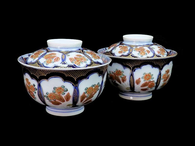 古伊万里　金襴手　陽刻　窓絵　花の図　蓋茶碗　２客　E114AS-CEk