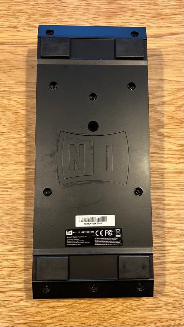 DJ機材 TRAKTOR KONTROL X1