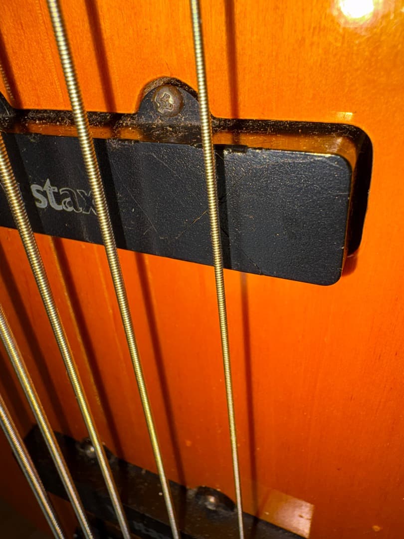 Vestax　5弦ベース