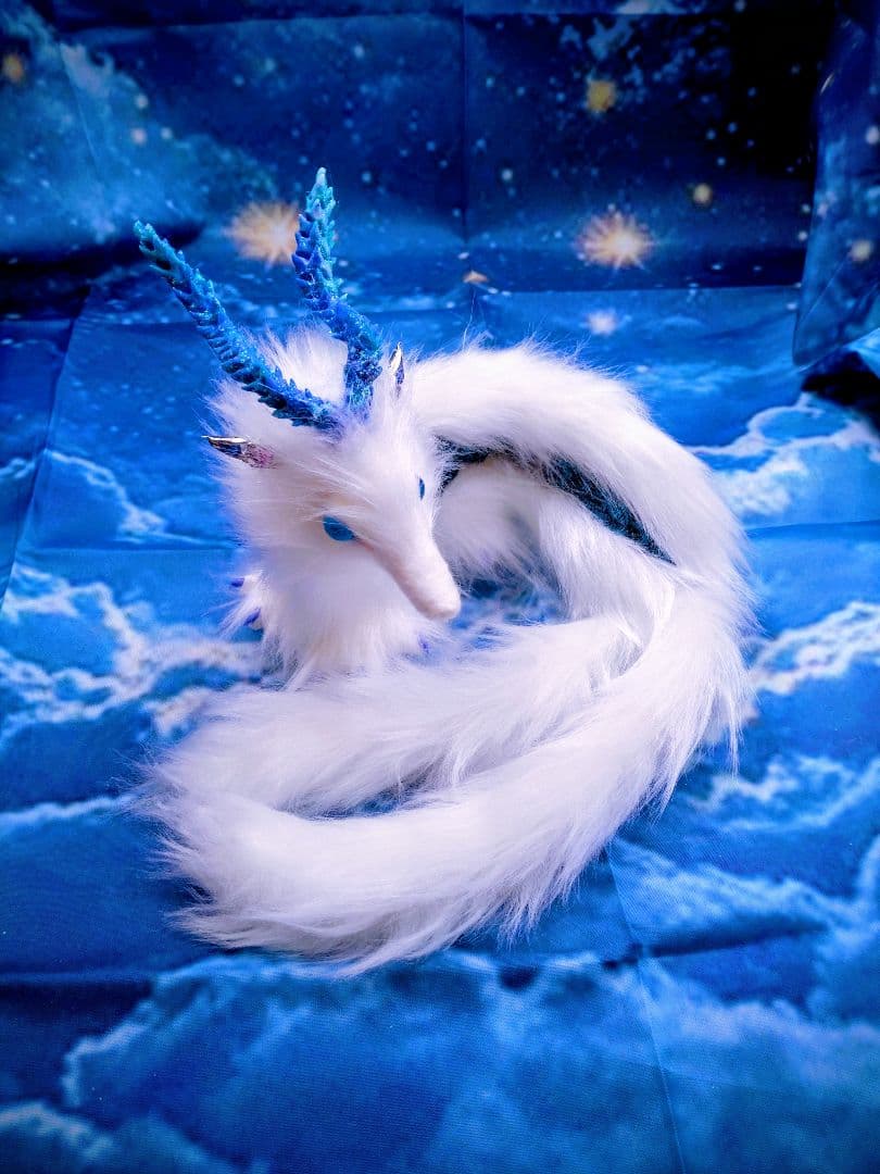 双尾天龍　アートドール　ハンドメイドぬいぐるみ　龍　幻獣　ドラゴン蓄光琉球ガラス