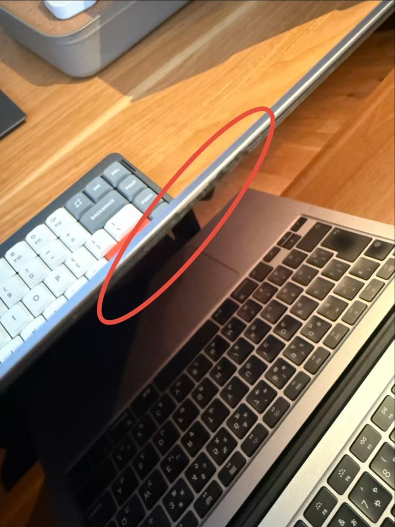 MacBook Air 13″ (2020)本体 箱・充電器・ケーブル付き