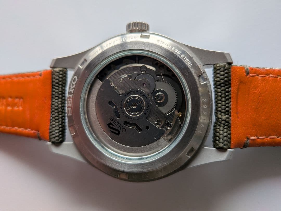 時計 Seiko SBSA141