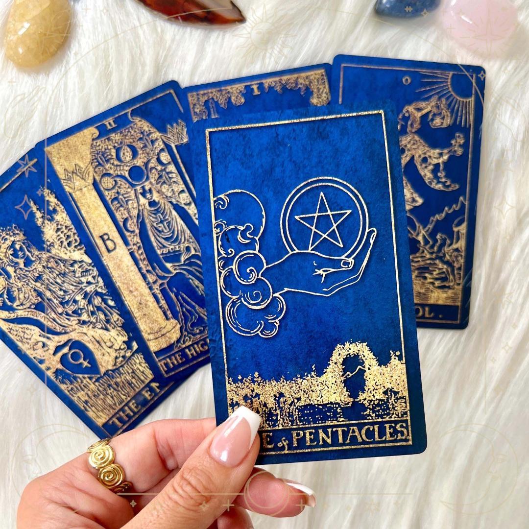 【正規品タロットカード】入手困難希少品✨美麗レア色✨豪華な藍色×ゴールドのデッキ