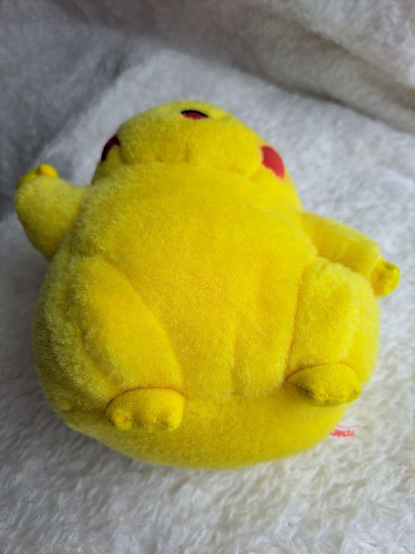 TOMYトミー　初期ピカチュウ　ぬいぐるみピースピカチュウ　当時物