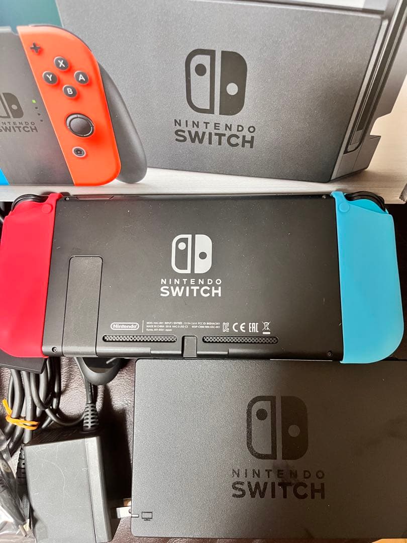 Nintendo Switch箱付き・大容量128GB microSDカード付き