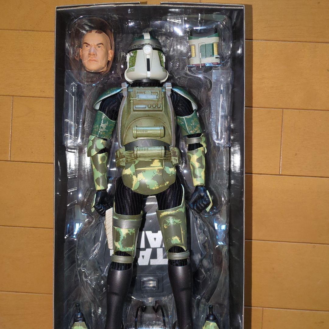 サイドショウ　コマンダーグリー