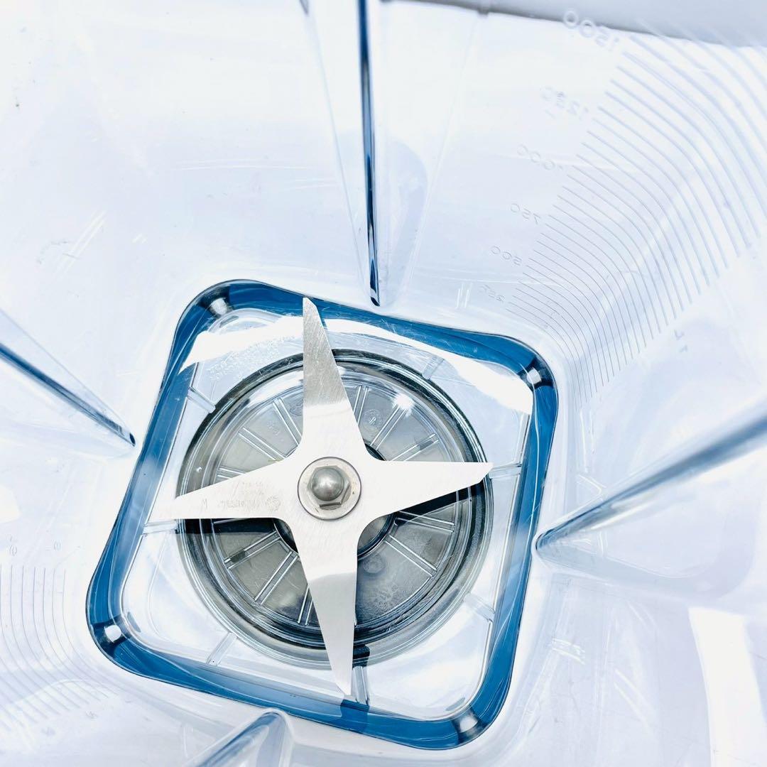 ほぼ新品バイタミックス　高級グレードA3300 高性能ブレンダーAscent