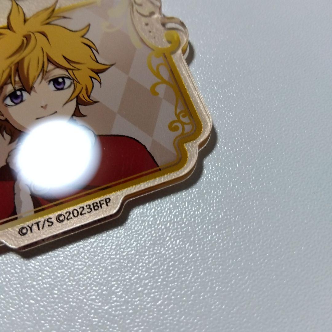 【ブラッククローバー】ユリウス 魔法帝の剣 トレーディングアクリルキーホルダー