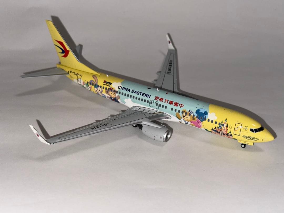 中国東方航空 B738 1/200