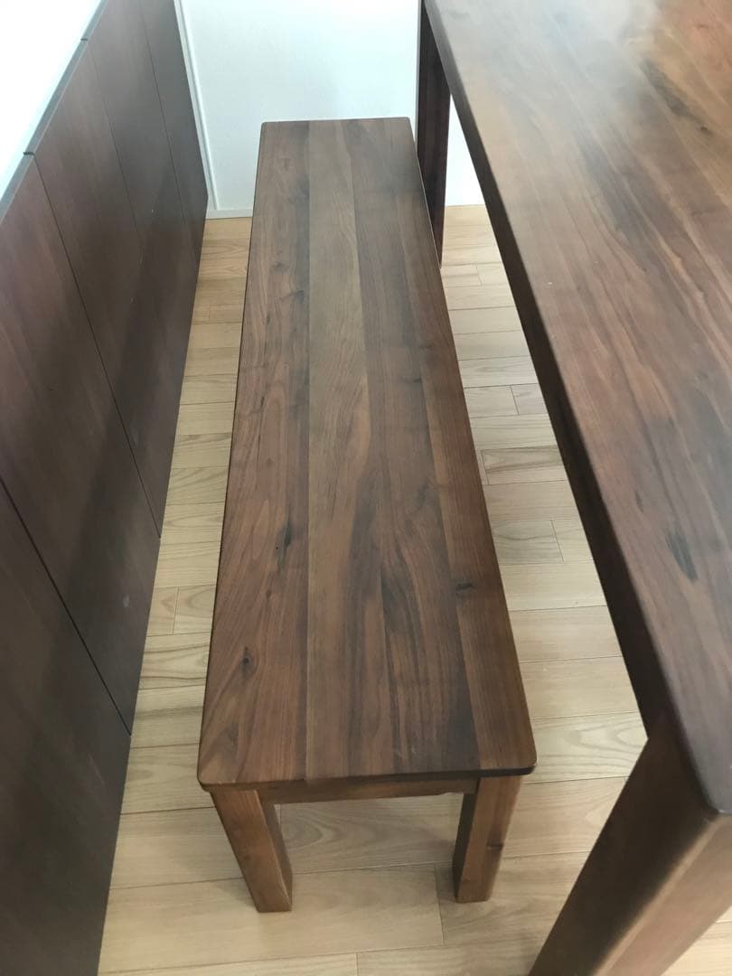 xorrrxoです。東京インテリア　木製ダイニングテーブルのみ