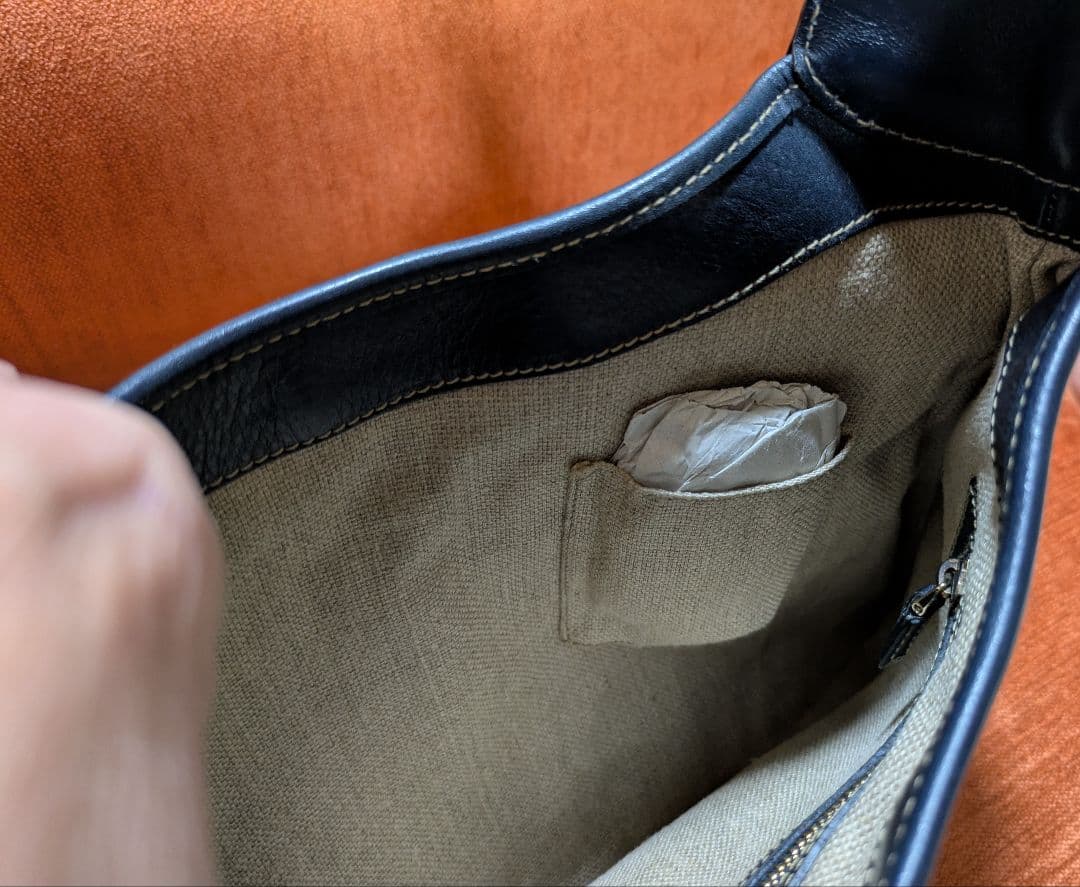 グッチ ネイビー レザー ショルダーバッグ ヴィンテージ (未使用)