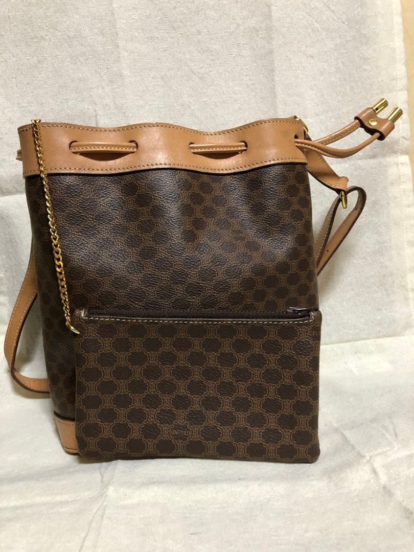 CELINEマカダム柄ショルダーバッグ